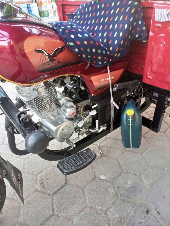 ستوته للبيع نضافه فول موضحه بالصوره مكمركه وكامله للاستفسار مراسله الصفحه او الاتصال هاتف***********
