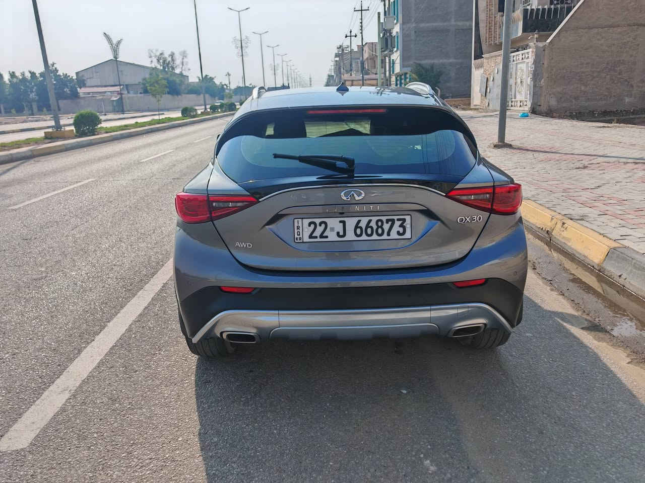 انفنتي QX30 2017 وارد أمريكي. بيها بس دعامية صبغ بدون ضرر شواصي وايرباك. ماشي 75000 مايل. السيارة فول مواصفات رقم اربيل بأسمي. السعر 12500 دولار. للتواصل ***********. مكان السيارة كربلاء.
