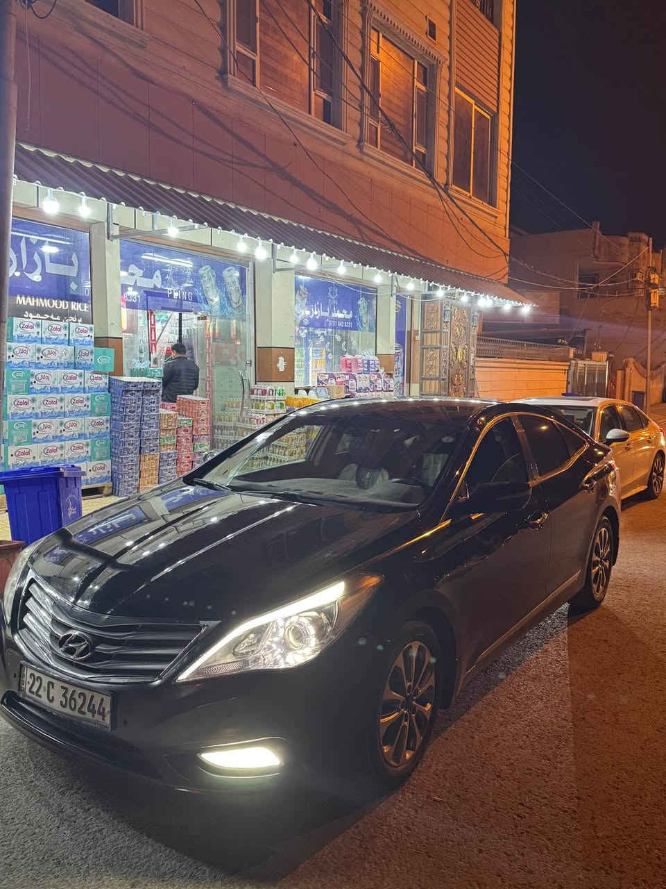ازيرا 2013 بي دعم بي صبخ 
رقم سنوي جديد گير محرك بشرط 
تايرات جديد تخم جديد 
تحويل وكاله بشرط 
سعر 104$ 
مكاني دهوك 
غرامه 130 الف 
رقم تلفون *********** زاخو, دهوك
