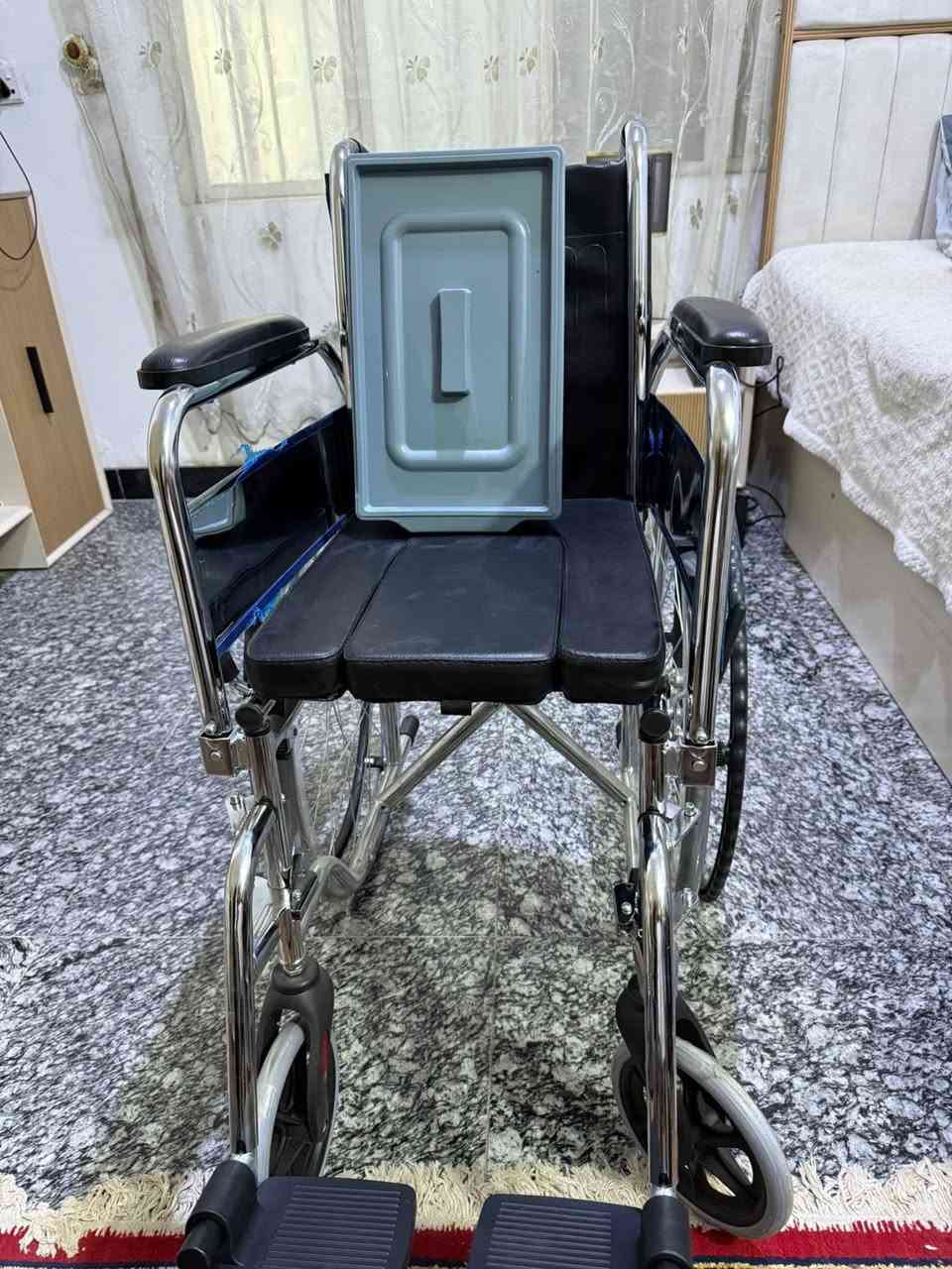 كرسي حمام للبيع جديد ابد ممستعمل استيل ثقيل السعر 150 الف***********
