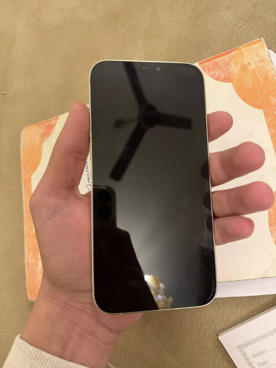 السلام عليكم إيفون 12برو ماكس مبدل شاشه وبطاريه فيس ايدي واكف بي رصعه زغيره بل شاشه متاثر بشي جهاز نضيف صرفه كلش زين مايصرف شحن باكيته موجود للبيع أو مراوس سعر 280وبي مجال مكاني فلوجه رقم الهاتف ***********
