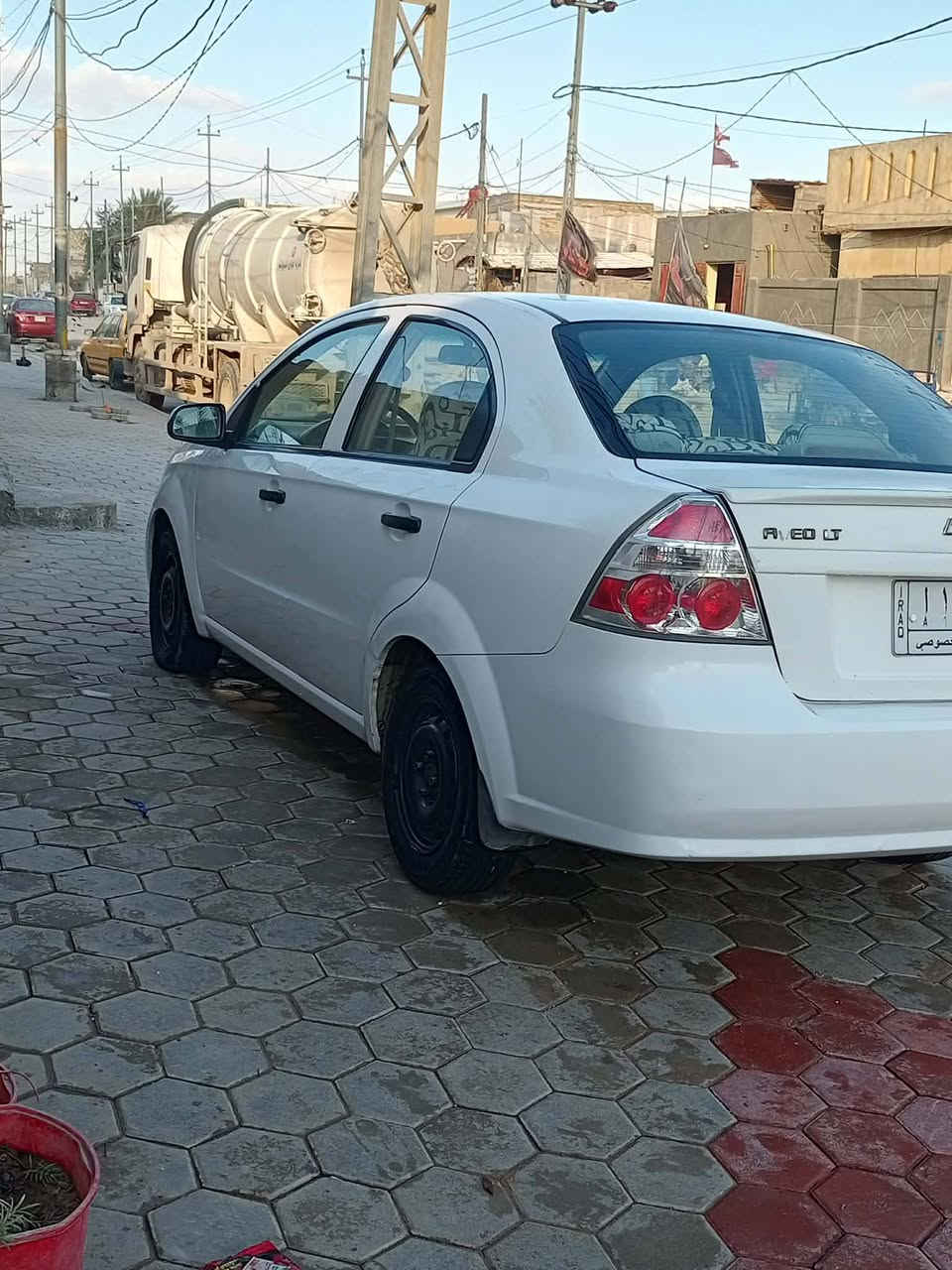 اڨيو مديل 2010 مكينه مفتوح كير اتوماتيك حداديه جاهزه بيه قبق جنطه  رقم ذي قار مشروع  السعر 68 بيه مجال  مكان سياره ديوانيه  ***********
