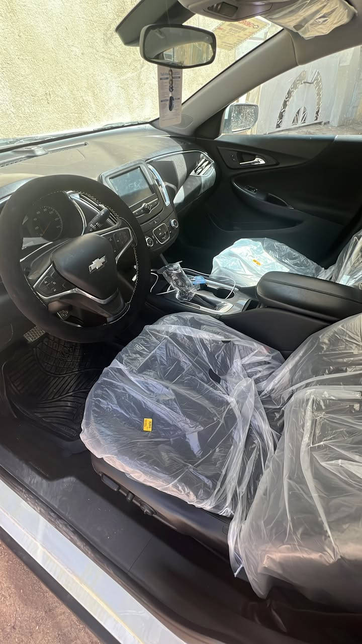 سلام عليكم
ماليبو 2018 للبيع او مراوس
السياره مواصفات lt
تشغيل بصمه واربع ابواب بصمه
تبريد قطعتين
كشن السائق كهرباء
شاشه تدعم ابل كاربلي واندرويد اوتو
مثبت سرعه
كامره خلفيه دواره
سياره كير ومكينه كفاله
السياره بدي كفاله حادثه بس الدعاميه الاماميه
رقم بصره باسمي تحويل ثاني يوم
رايدها 110 وبيها مجال ان شاء الله

رقمي ***********
