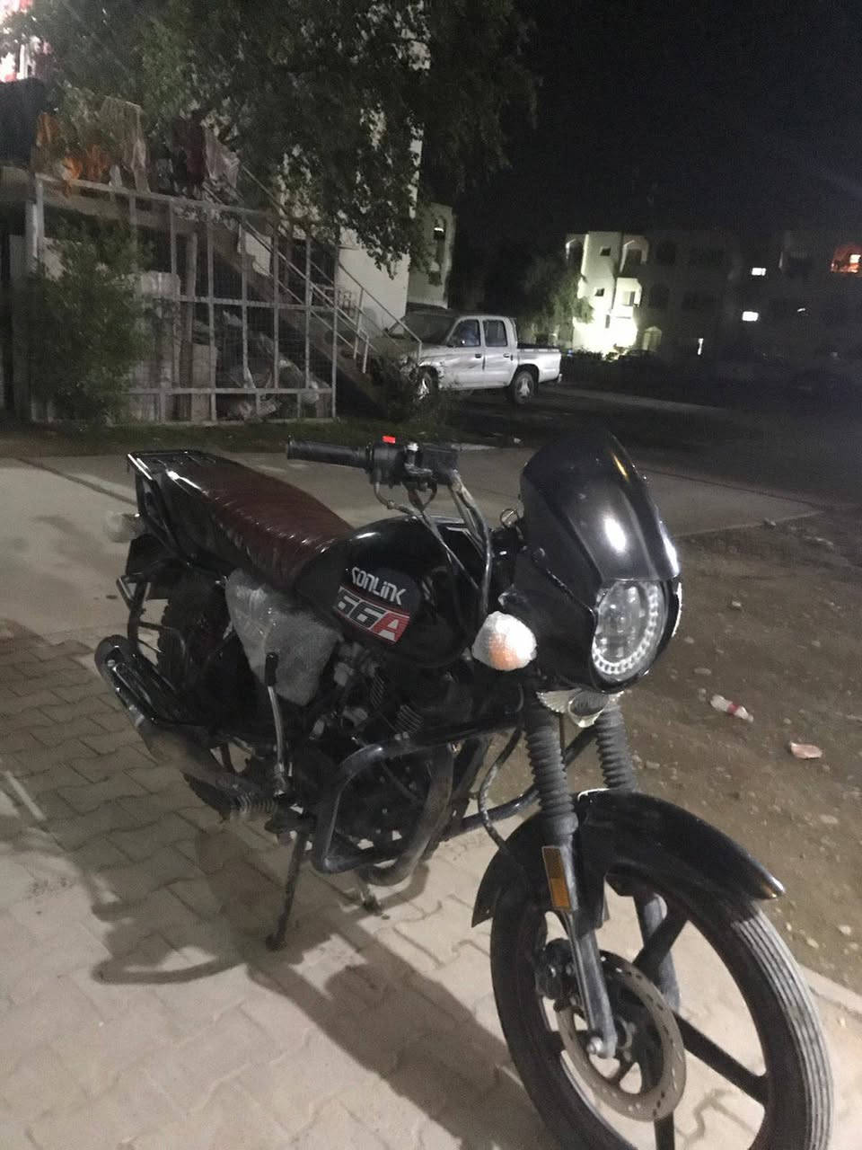 السلام عليكم
اخون درجه ديوان موديل 24 سونك الاصلي
مكينه 200 لون يخبل 
درجه اخت الزيور 
فقط عدد السرعه وكفه
ويردها قبق مال زنجيل فقط
درجه مكفول من كلشي
السعر مليون وميه
مكلف بالنشر. 
رقم صاحب الدرجه ***********
مكانها صلاح الدين مجمع الدور
