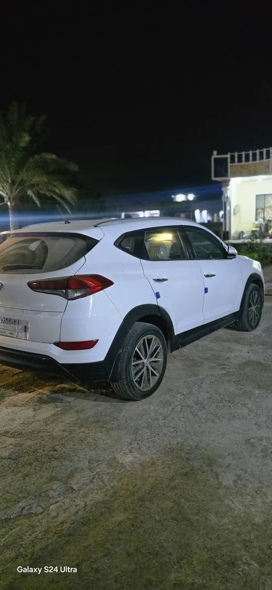 للبيع توسان خليجي كفالة عامة رقم
موديل 2018
 بغداد بسمي محرك وكير علا وضع الشركة
السعر بلاش بل عافية علا ياخذهة 163 رقم الهاتف 
       مكاني بغداد *********** /////***********
