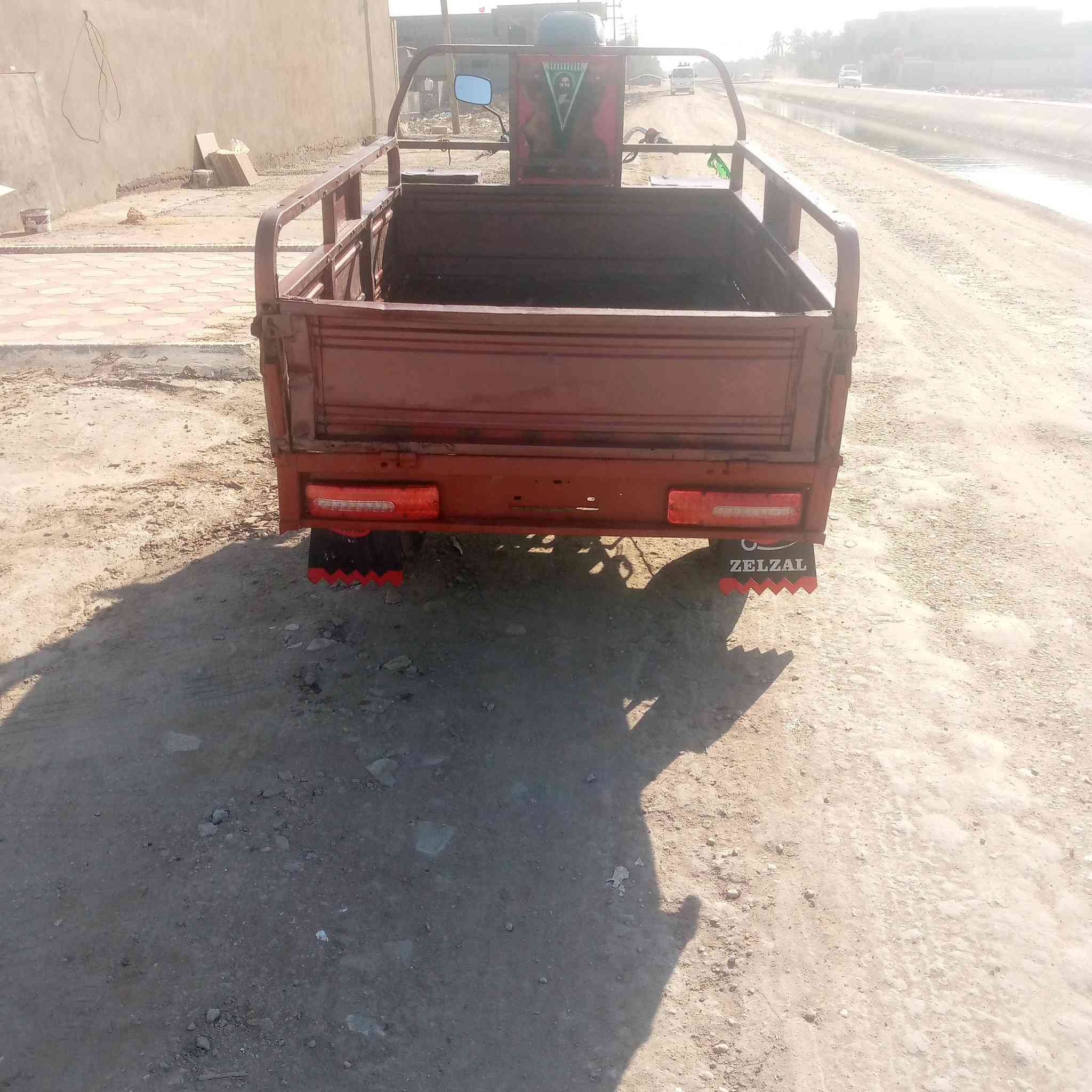 سلام عليكم ستوته للبيع موديل 18اوراق اصوليه مليون وخمسين ما متواجد على فيس ***********
