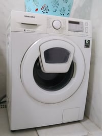 غسّالة • مستعملة • عيب خفيف