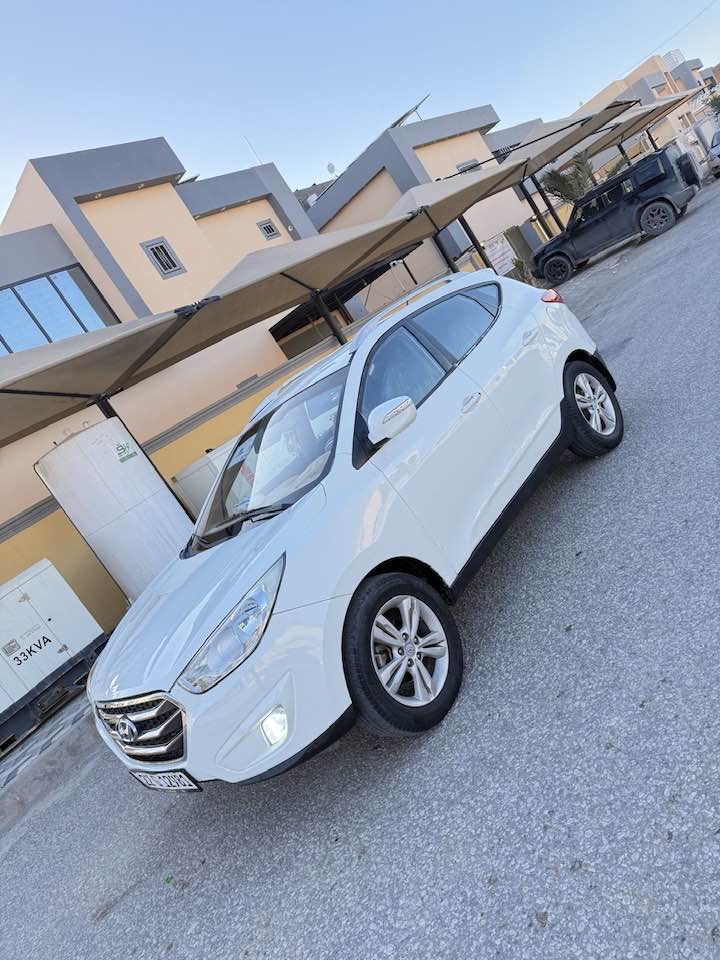 توسان موديل 2010شكل 2015خليجي رقم اربيل دولي الجديد (22)وكاله وتحويل مضمونات 100/100فول عدا البنراما فول تحكمات شاشه اندويد كامره دواره داخل رصاصي اشاير بلمري حسسات مكينه 2400دوش المرغوب بيها مكانات اصغار صبغ 3مكانات مو قطع شرط مكفوله من الضربه والتبديل والفتح والصبغ عدا المذكور سياره جاهزه على الاخير تراي زيرو كير ومكينه وتبريد وحداديه وتخم تاير مكفولات السعر 118مكاني نجف رقمي ***********
