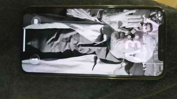 السلام عليكم للبيع أيفون 11برو ذاكره 256جهاز مكفول ماعدا البطاريه معلايه 5درجات أو مابيه أي تأثير جهاز نضيف 100/100زلغ مابي السعر 280او بي مجال بسيط ***********يوجد واتساب
