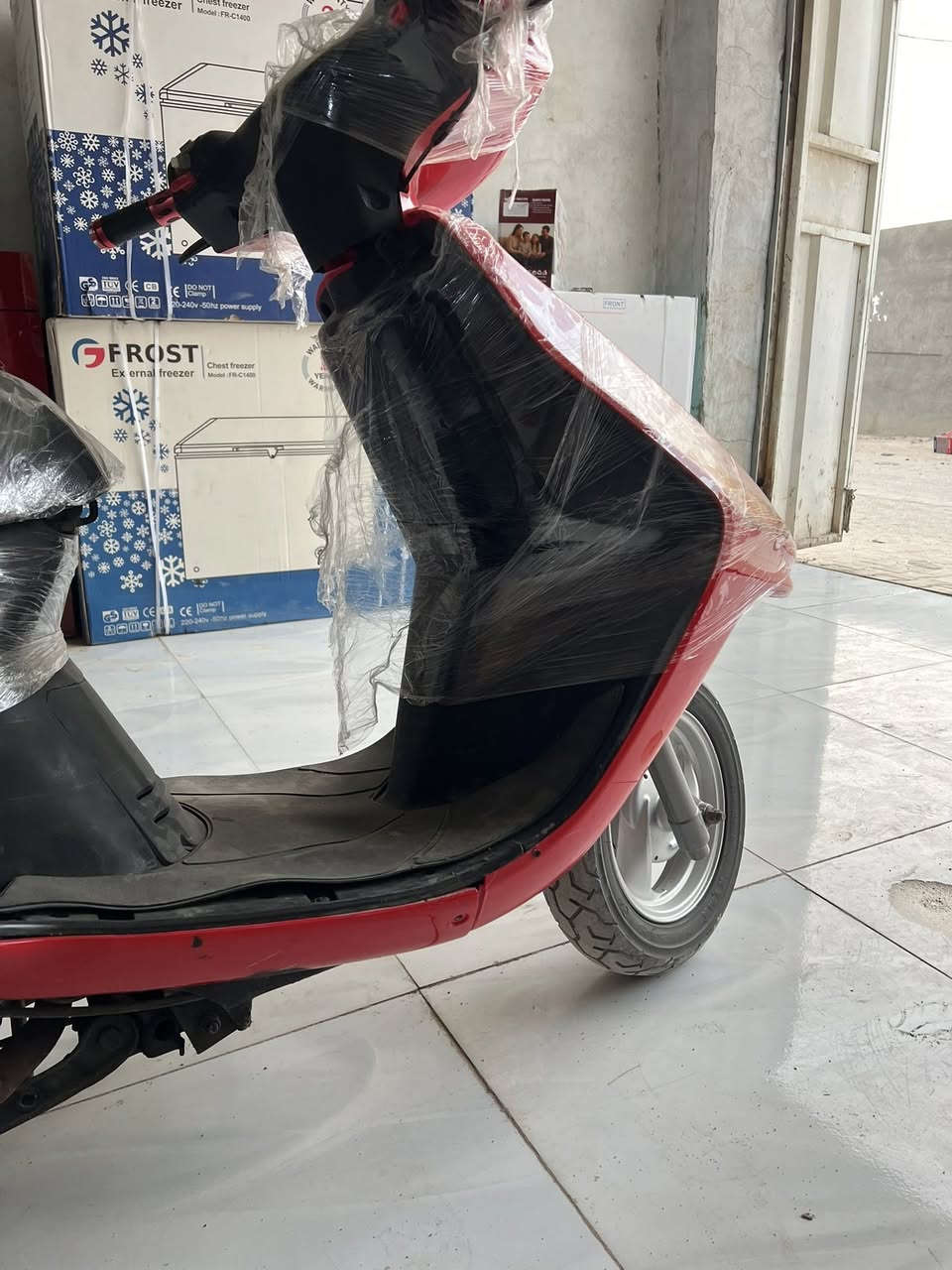 دراجه فراشه للبيع السعر  375 وبيها مجال ***********
