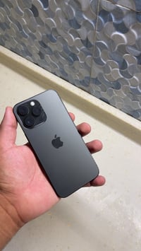 ايفون ١٤ برو ماكس • ٢٥٦ • خلل بالكاميرا