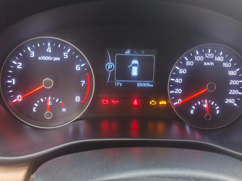 سبورتج ١٩خليجي رقم بغدادماشيه٨٣ حقيقي مواصفات الشركة الدولية المعروفة تحكم استيرن جهتين تبريد ثلج قطعتين مري شفط واشاير بالمري يدات ابواب نيكل محرك 2000 دوش شاشة وكامرة خلفية بلادية وحساسات امامي خلفي بلوتوث وشاحن كروس مثبت سرعة ويل ١٩ كروم و٣ وضعيات للقيادة السياره بأسمي مكفوله من الصبغ والضربه السعر ١٨٥وبيهه مجال بسيط
بغداد/محموديه ***********
