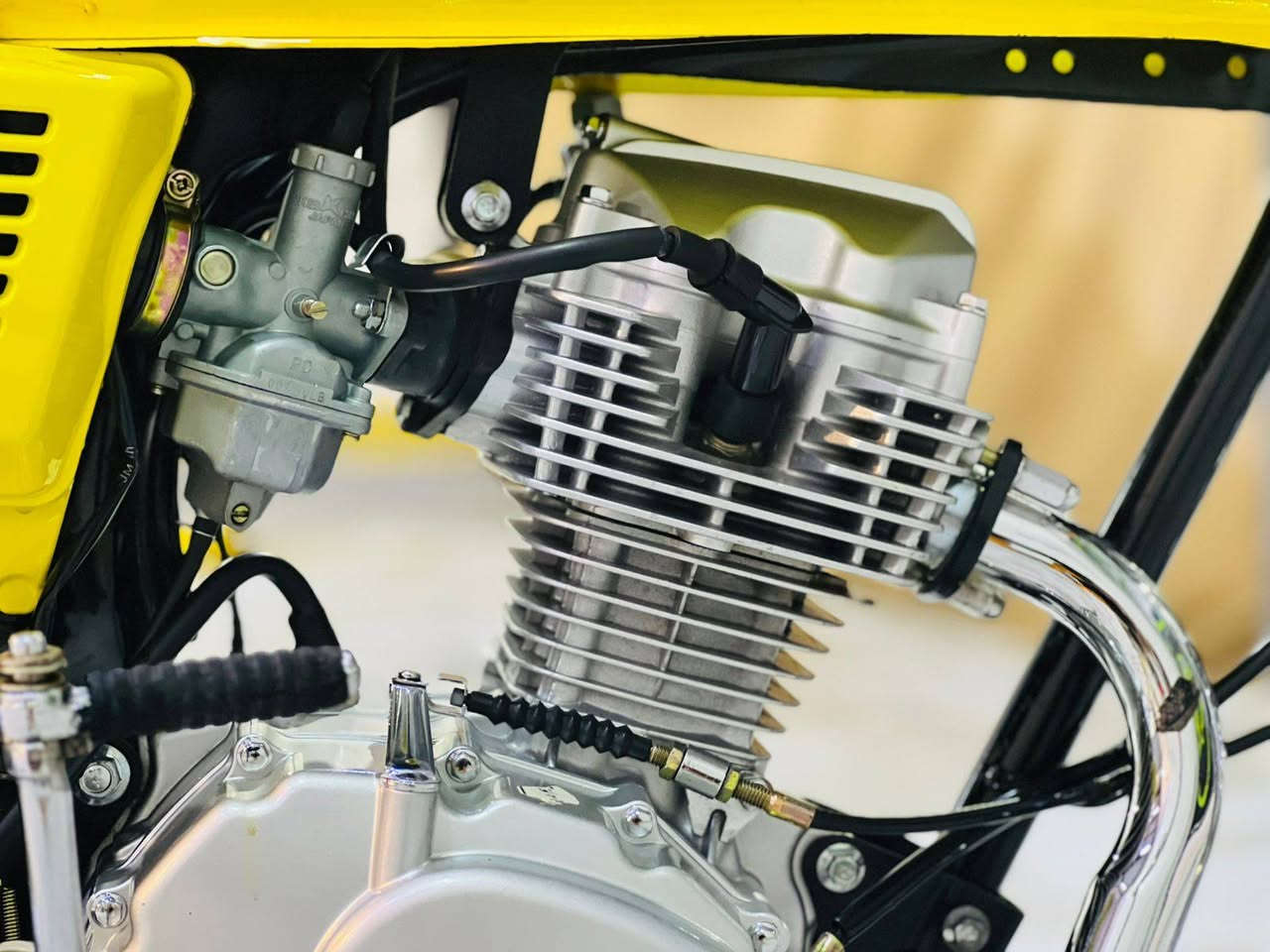 دراجه ايراني للبيع دراجه مقفوله كفاله عامه مواصفات خاص رقم التليفون ***********
