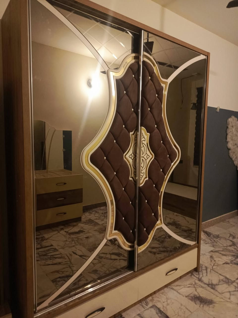 غرفه البيع 6 قطع سعرة 250بيه مجال


**إذا كنت صاحب هذا الإعلان وتريد حذفه لأي سبب، رجاءا أرسل رسالة إلى الدعم الفني**