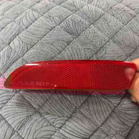 عاكسة دعامية خلفية الجهة اليمنى اصلية شركة جديدة جداً السعر 25 و بها م...