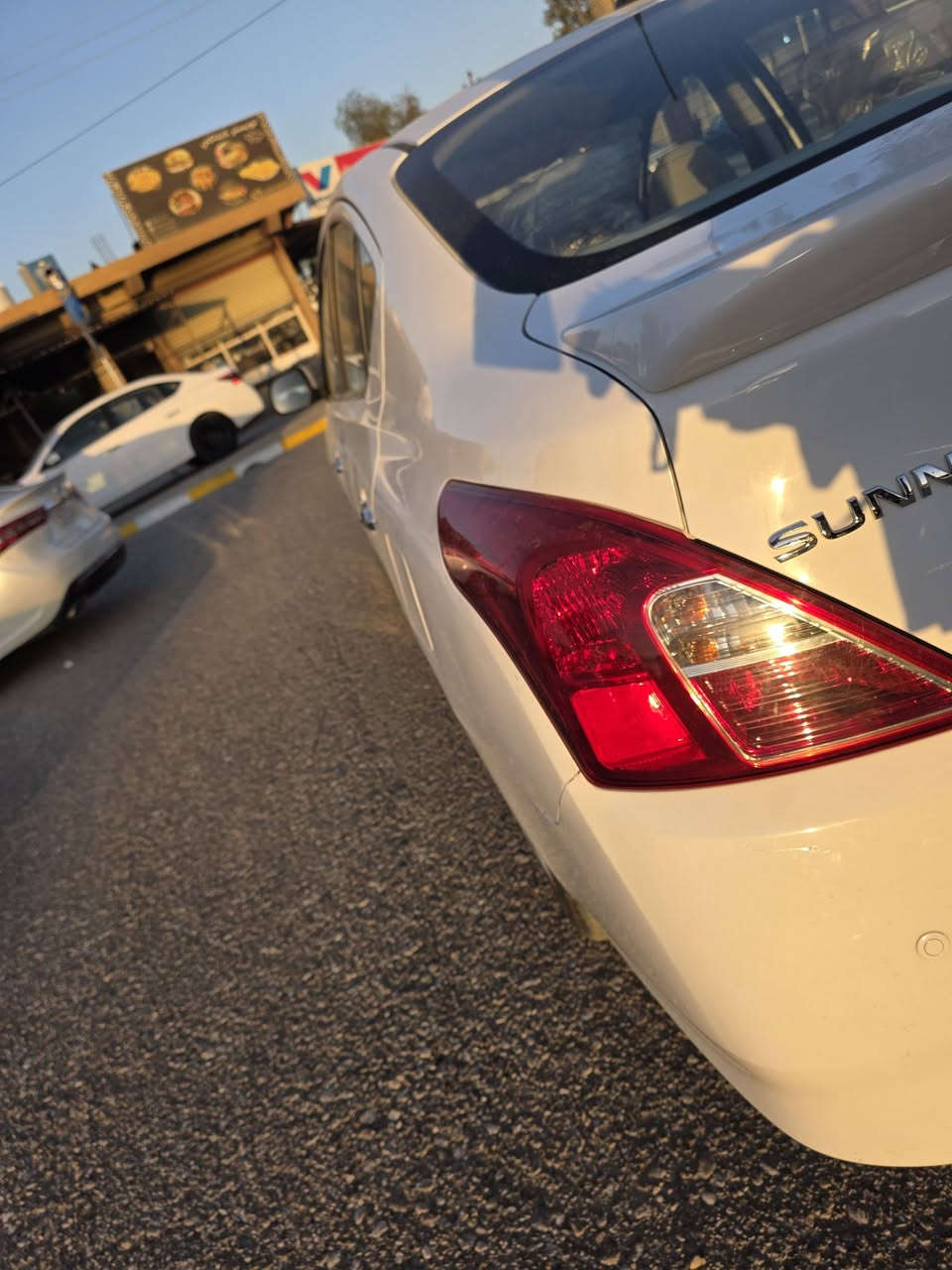 صني ٢٠٢١ هندي
بي سبغ بي معجون
بدون سبغ بدون معجون 
بي سارد تنها يك pdr هةية
٦٥ الف ماشي
***********
