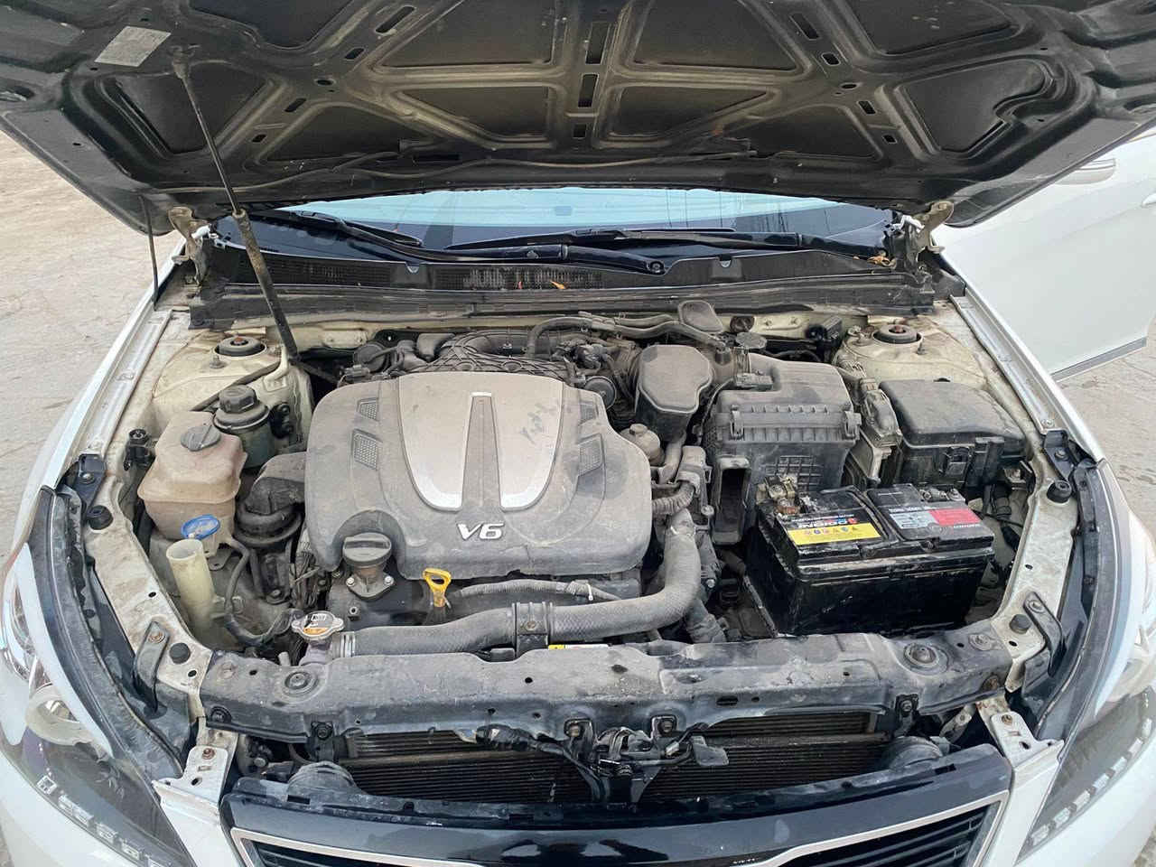 السلام عليكم خوان للبيع كيه كاتنزه 2011 رقم بغداد تحويل مباشر السياره فول مواصفات 1/1 العنوان بغداد حي النصر رقم الهاتف *********** بسعر 73 جدا
