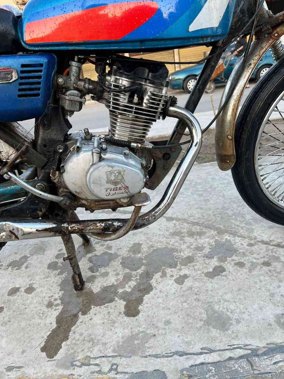 سلام عليكم ماطور للبيع السعر 150 # وبي مجال# ***********
