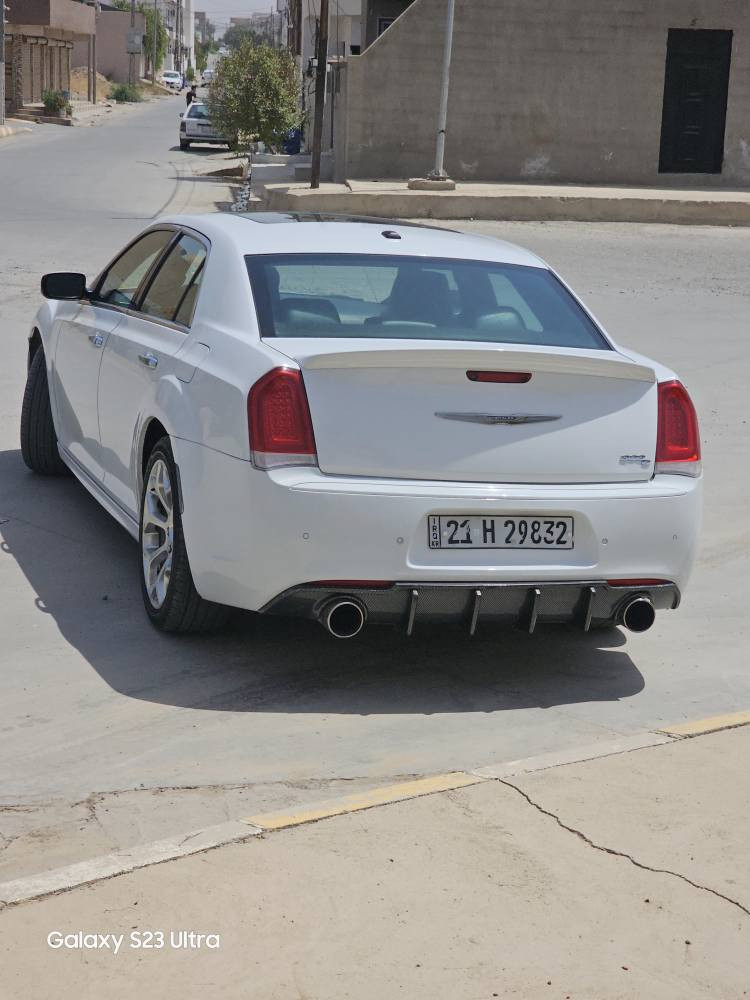 السياره فول مواصفات بانوراما مرايات اشاره رادار امامي وجانبي حساس امامي وخلفي كشنات تبريد وهيتر استيرن هيتر كشنات خلفي هيتر مواصفات بلاتنيوم يجي كامل مواصفات موديل 2016 صبغ جامرلغ خلفي وبي بارد بل الداير الخلفي وباب جنطه شويه بيها بارد ماشيه 106الف ميل  يرهم مراوس ويا جارجر RT او فورد F150 للاستفسار اتصل *********** كركوك, العراق
