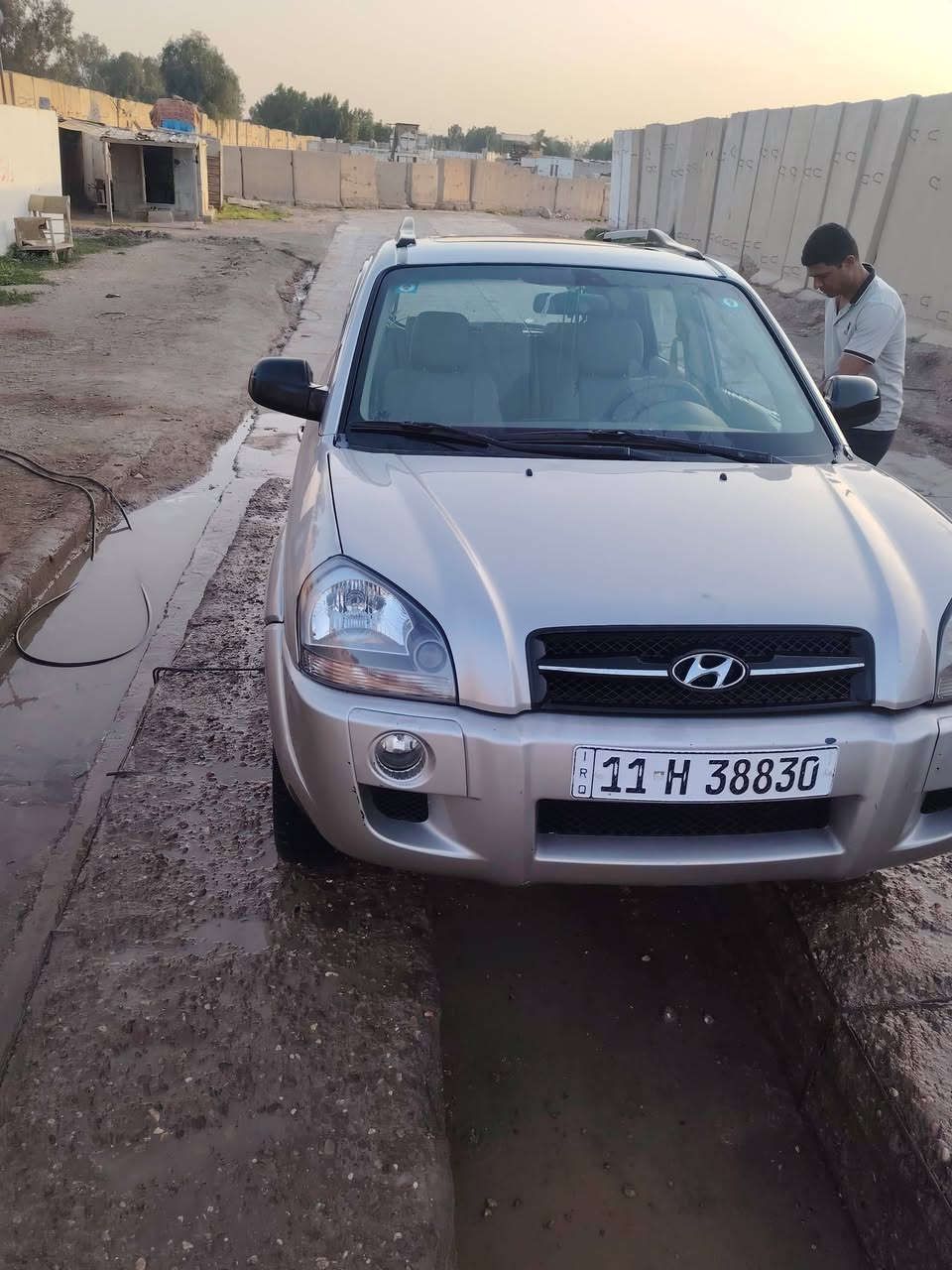 بيع ومراوس توسان موديل ٩خليجي بغداد بسمي رقم إنكليزي وهزه جديده 105وبيه مجال ***********
