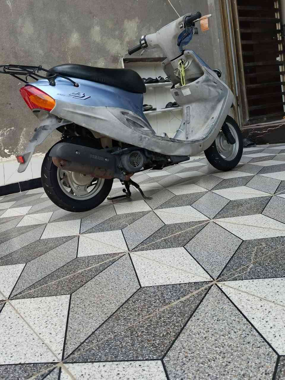للبيع دراجه بيجي حاويه صله شهر من طلعه من زيتون السعر تصل عل رقم وأنه خادم رجان لمو شراي لا  يراسل ***********
