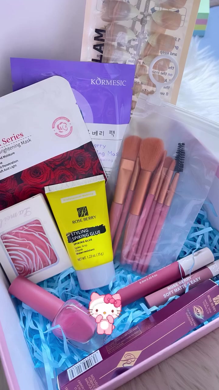 متوفر بوكسات هدايا بأسعار مناسبه🔥💅🏻
متوفر توصيل 
للطلب والاستفسار التواصل ؏ الخاص🚚📦.

مـتجر مكياجي
حساب المتجر👆🏼


**إذا كنت صاحب هذا الإعلان وتريد حذفه لأي سبب، رجاءا أرسل رسالة إلى الدعم الفني**