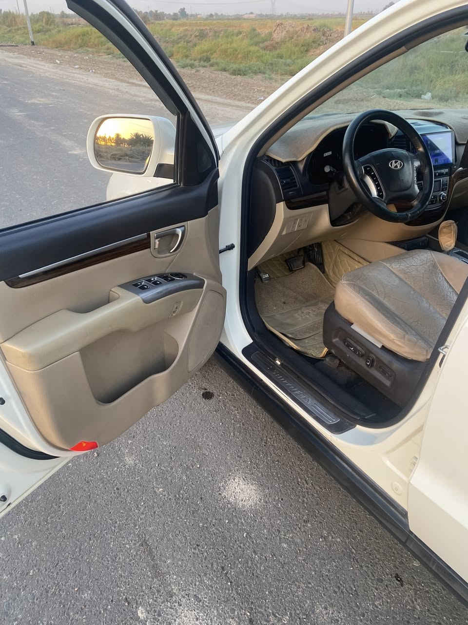 سنتافيه 2010فول خليجي سته سلند ماشيه 19الف  بصمه سلايت فتحه مري شفط سبعه راكب 3 قطع تبريد السنور مرفوق بل منشور
***********@ ***********السعر140 وبي مجال مكاني محموديه
