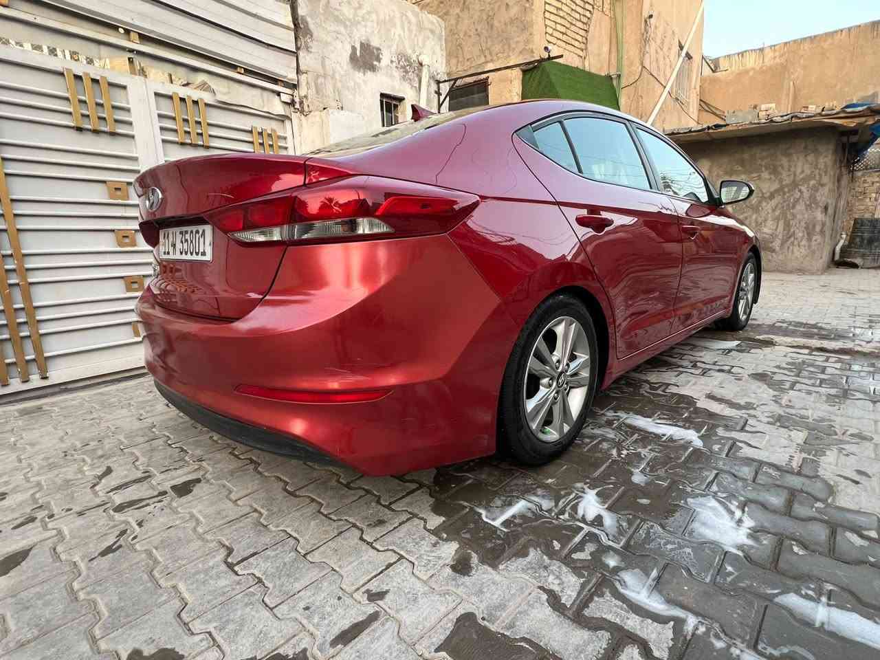 السلام عليكم البيع النترى رقم بغداد انكليزي بسمي  امريكي موديل 2017حادثهه بنيد مبدل بدون دواخل وبيهه ٣قطع صبغ اثر جراد فقط مكينه 2000دوش كير تبريد خير من الله صدرهه تخم تايرات مكاني بغداد  المحموديه سعر ب ١١٧وبيه مجال الاتصال ***********☎️
