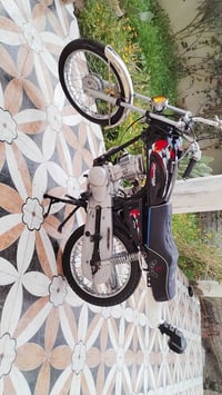 تعمير كامل • مبدل لاستيك • مكينة