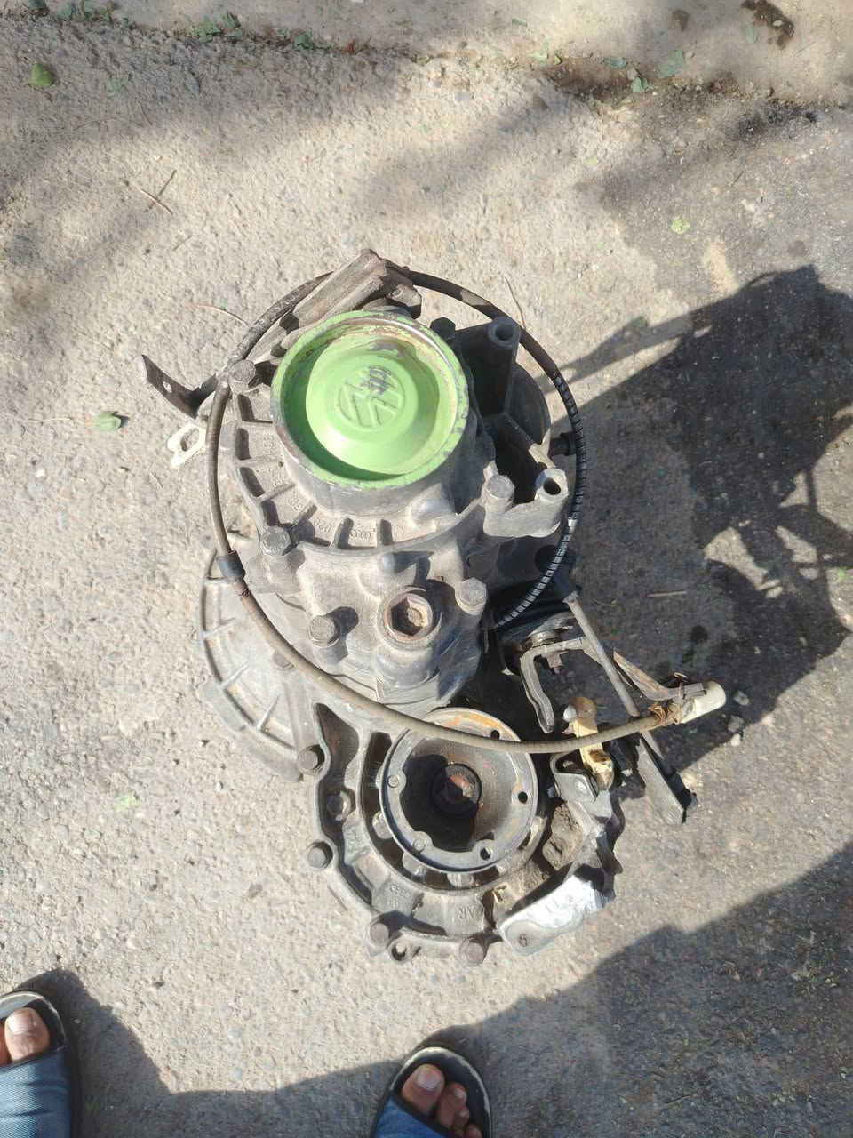 سلام عليكم شباب كير گولف عادي
للبيع ***********
