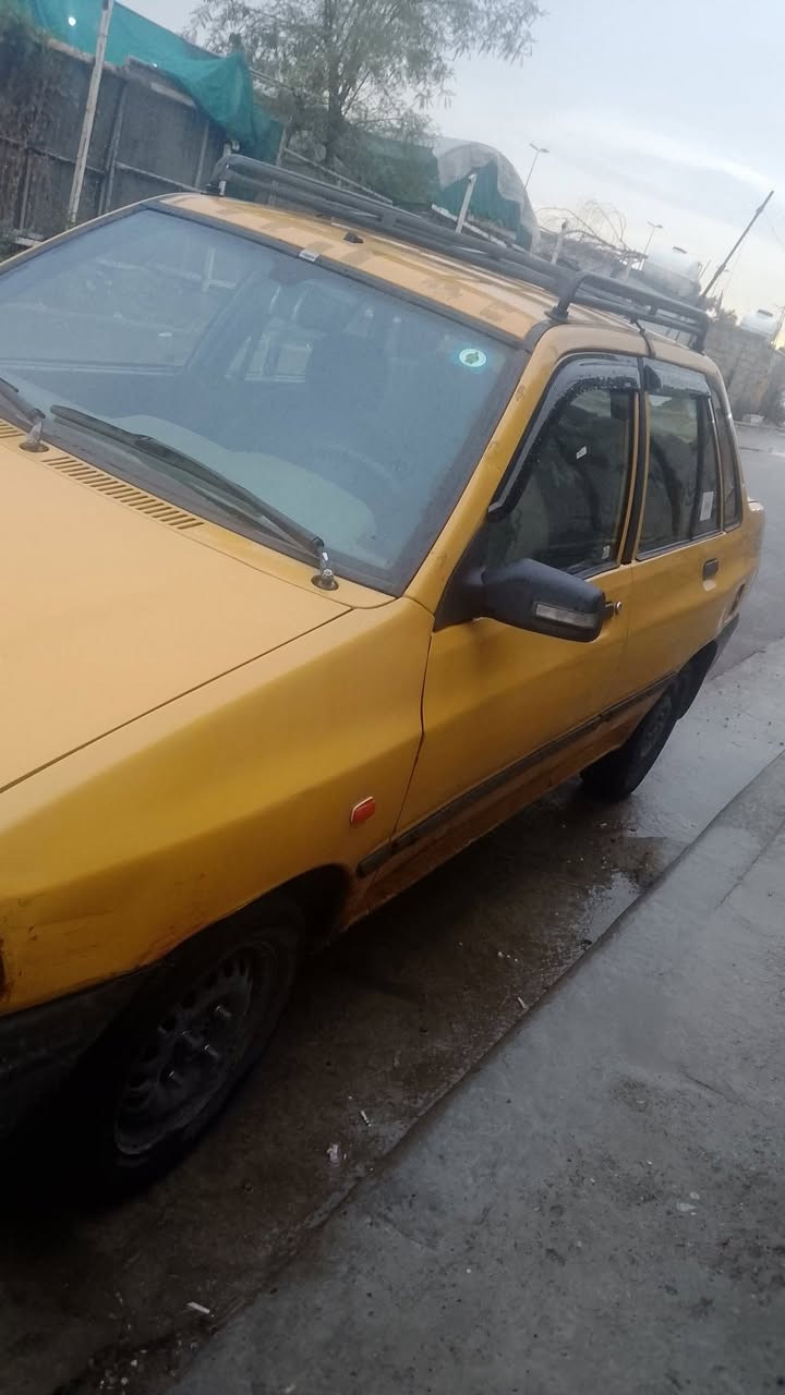 سلام عليكم سايبا موديل13مكفوله شواصي محرك كير  مكان  سياره بغداد  شعب حي البساتين سعر 32 وبيه مجال حك جيه ***********
