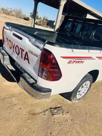 تيوتا هايلوكس 2024شركه SAS زيرو بوضع الشركه  كير عادي رقم اربيل انكليز...