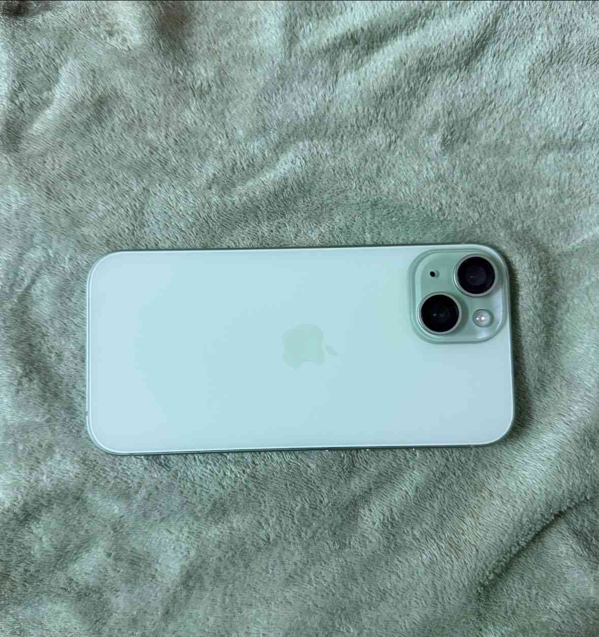 ايفون ١٥ عادي ذاكره ٨٦ ذاكره ١٢٨ وتر بروف
مكاني الحريه سعر ٦٥٠ متواجد خاص
¿


**إذا كنت صاحب هذا الإعلان وتريد حذفه لأي سبب، رجاءا أرسل رسالة إلى الدعم الفني**