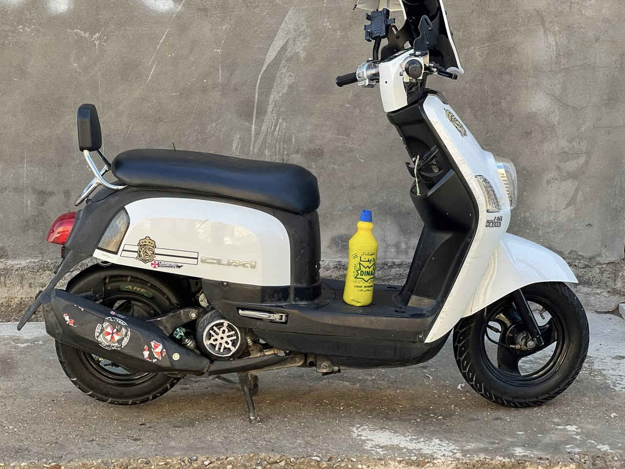 السلام عليكم دراجه بوليس نوزل دراجه نضيفه وخير منّ الله السعر ٦٠٠وبيهه مجال قليل الشراي ينتصل وبي خير ويدلل ***********
