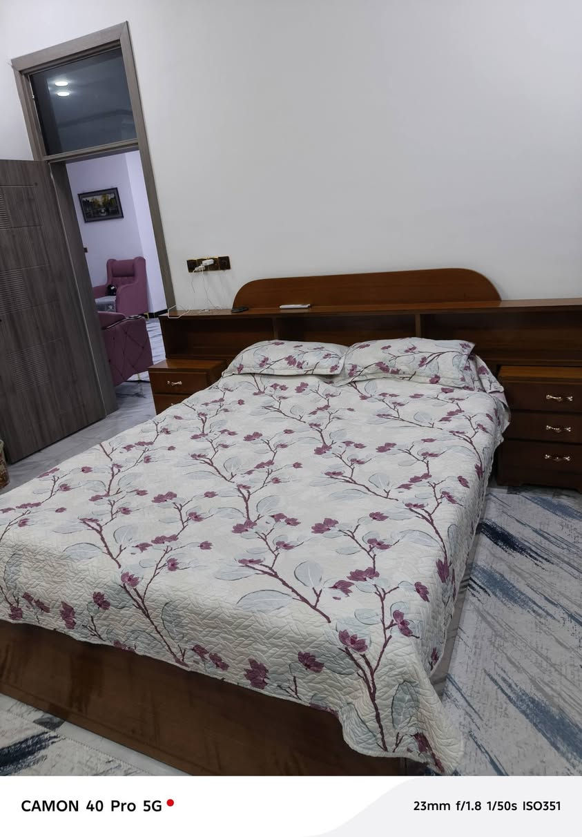 غرفة نوم احطاطة صاج توصا درجة اولى نظافة ٩٠،٪ للبيع سعرها ٩٥٠ الف وبيهة مجال ،***********
