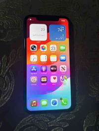 متاح آيفون 11 العادي النظافه فول الذاكره  64 البطاريه 78 نموذج Mفيس إي...