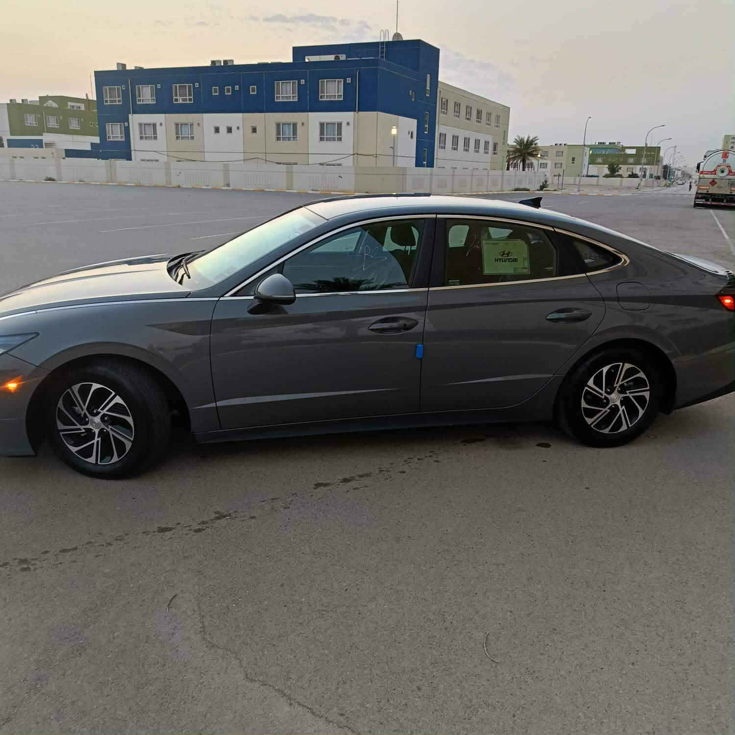 سوناتا 2023 هايبرد ترهم مراوس حسب الرغبة محرك 2000 لون مميز سمنتي رقم بغداد تحويل مباشر  مواصفات فول عده الفتحه وكشنات جلد ماشيه 40 ميل حادث السياره فقط البنيد مضرر ايرباگ سليم لغود سليم شواصي سليمه فقط البنيدد

مواصفات 

تحديد مسار ✨

قيادة ذاتية ✨

رادار امامي ✨

رادار جانبي ✨

هاند بريك دگمه ✨

هايبرد ⚡ 

محرك 2000 ✨

شاشه كار بلي ✨

شفتات ستيرن ✨

گير بيانو ✨

صندوق ذكي ✨ 

تبريد قطعتين ✨ 

 لد امامي خلفي ✨

ثلاث عدسات زينون ✨

رقم بغداد تحويل مباشر ✨

اربع مودات قياده ✨

تحكم ستيرن جهتين ✨

بصمه تشغيل ✨

بصمه ابواب ✨

مديل 2023 ✨

سعر ( 180 ) بيها مجال بسيط


**إذا كنت صاحب هذا الإعلان وتريد حذفه لأي سبب، رجاءا أرسل رسالة إلى الدعم الفني**