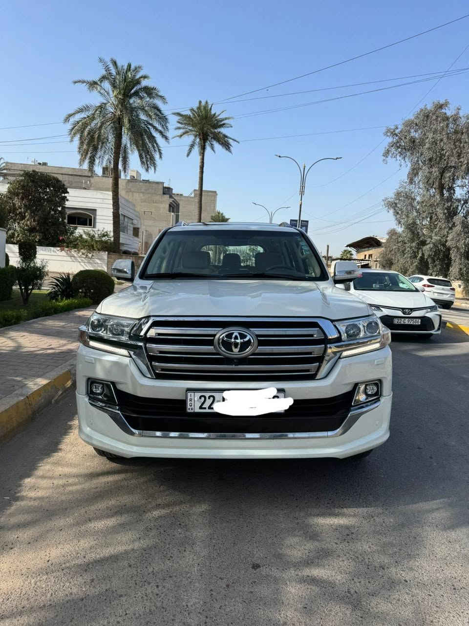 للبيع او مراوس لاندكروزر 2019 GXR 
مراوس لاندكروز 22/23/24
✅ ساز ايرباك 2
✅ ماشية 41 ألف كم
✅ رقم اربيل  دولي
✅ سنوية جديدة باسمي 
✅ بصمه عدد 2 لسبير بعده جديده 
✅ مكفوله من صبغ والبارد 
✅  سلايت
✅ كشن واحد كهرباء
✅ تشغيل عن بعد
✅ اربع كاميرات
✅ تايرات شركه سبير منازل
✅ هوك خلفي 
✅ السعر. 550$ورقه
✅الموقع بغداد المنصور 
📞 للاستفسار:***********
