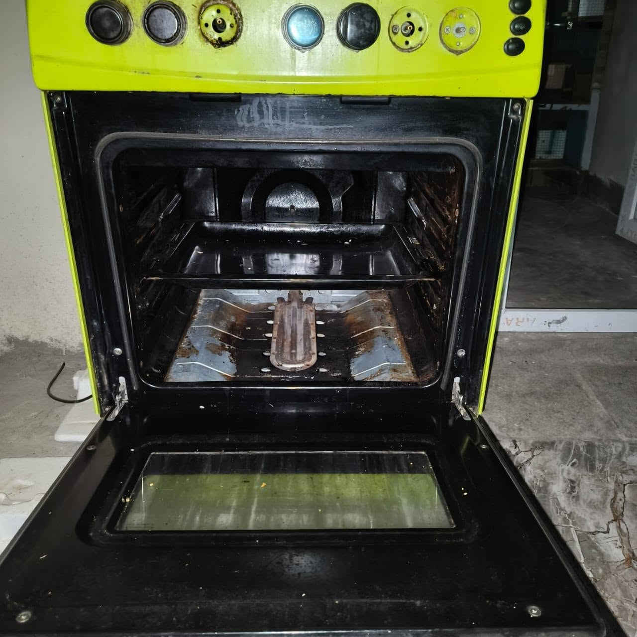 طباخ للبيع السعر ٣٥ كله شغال بس عين وحده ماتشتغل


**إذا كنت صاحب هذا الإعلان وتريد حذفه لأي سبب، رجاءا أرسل رسالة إلى الدعم الفني**