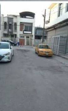للبيع دار مساحة 85متر
واجهة 5النزال 17 
رفت وارتفاع 3و20سنتم 
زراعي سند 25زراعي 
الموقع الدورة بين الصحة وشارع 60 مقابيل قاعة القبطان وقريب على المدارس موقع جدا مميز خدمات كاملة من جميع النواحي 
3غرف نوم وصحيات داخلية وخارجية غرفة نوم الطابق الاول +صالة+خدمات +منور 
الطابق الثاني غرفتين نوم كبيرتان 
السعر 127مليون قابل للتفاوض مع المشتري 
بااسمي انا صاحب الدار الإقرار والمكاتبة والعدول..تحويل مباشر للمشتري 
جنس الأرض من أصحاب الأرض وليس تابع للدولة للمعلومات.الاتصال واتساب ***********ومتواجد على الفيس
