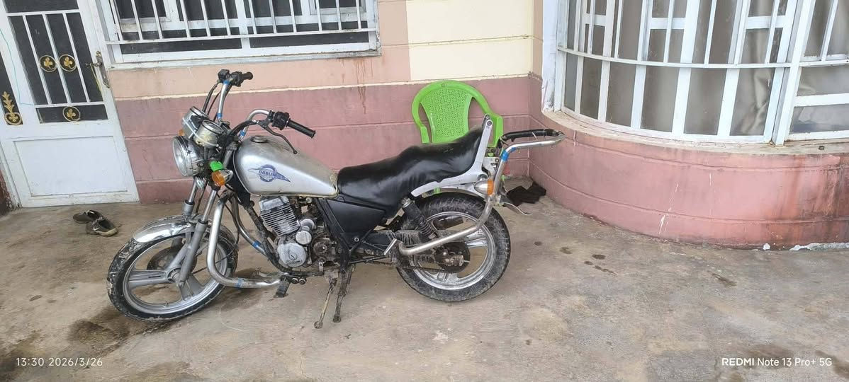 السلام عليكم ماطور ديلم ابتر محرك لاتنقيص ولاتبخير كهربائيّة كل شغاله سعره 300 وبيه  مجال للستفسار ***********
