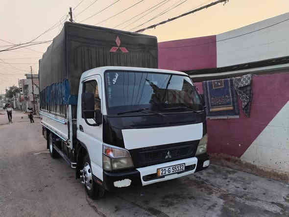 السلام عليكم
كنتر 2016 مكينه كير اكسل كفاله عامه صدر تخم تاير سياره جاهزه من كلشي رقم سليمانيه باسمي تحويل ثاني يوم  السعر 215 وبيها مجال 
***********
***********
