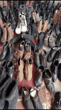 اسلام عليكم توجد لدينا بوتات نسائية السعر 5000القطعة ولادي وبناتي وطفال السعر 3000رقم المحل ***********
