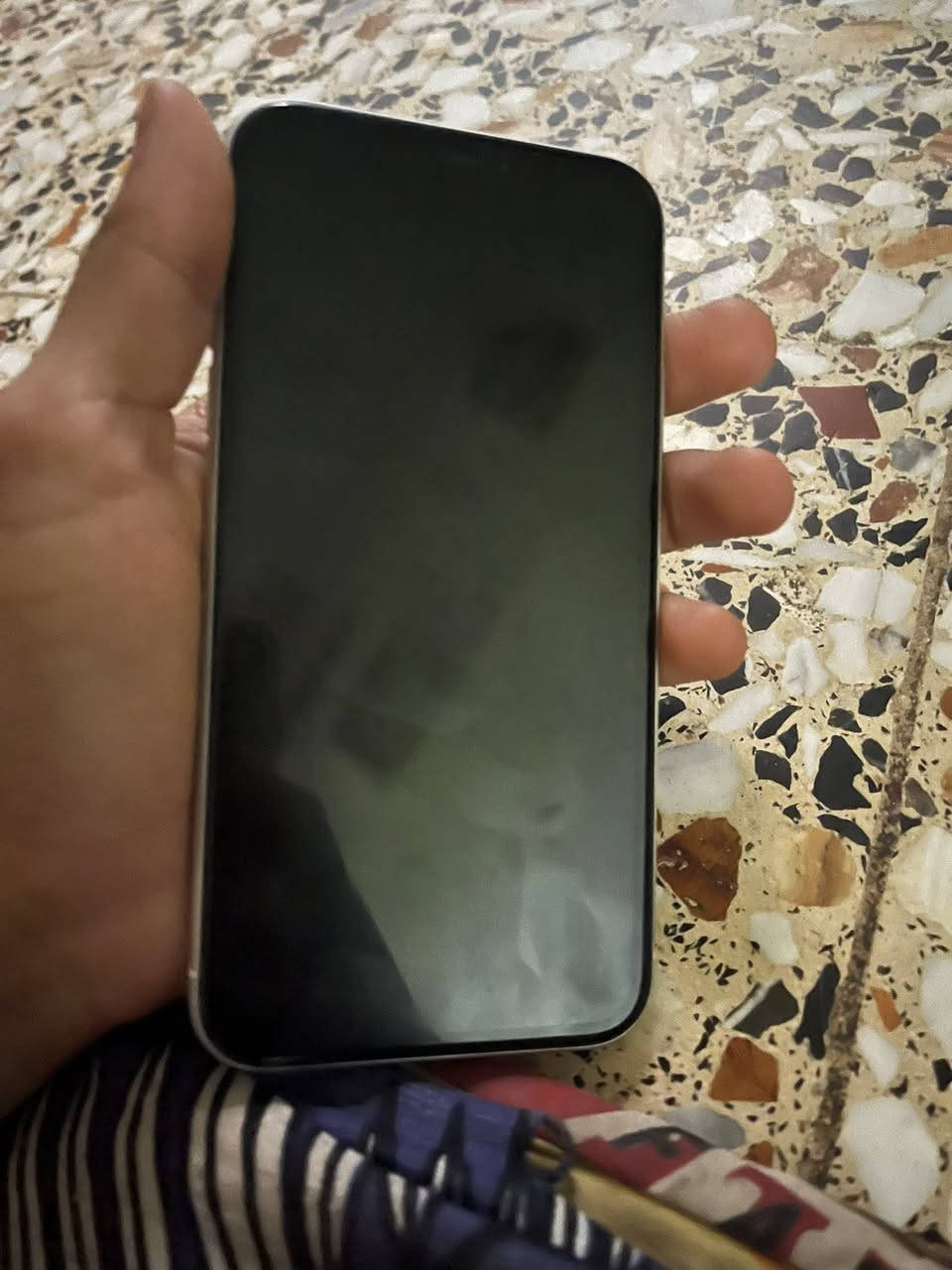 السلام عليكم ايفون XR قطعة تخبل
مداخل تصليح ع فحص جهاز بلادي وكلة شغال 

ذاكرة 64💾 
بطارية81🔋
بصمة وجه✅
تكنيك✅
سيمكرت ✅
صوت✅
……..
مكاني بغداد الطوبجي توصيل ماعندي ماعندي مراوس ب ايفون 11 أو بيع خلي سعرك وذا عجبني بلعافية


**إذا كنت صاحب هذا الإعلان وتريد حذفه لأي سبب، رجاءا أرسل رسالة إلى الدعم الفني**