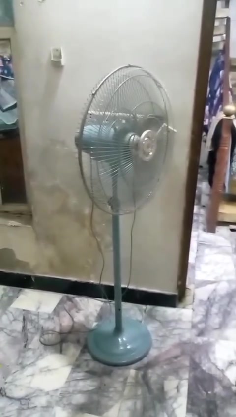 سلام عليكم بنكه عاموديه نظيفة كلش السعر خاص العنوان بغداد مدينة الصدر


**إذا كنت صاحب هذا الإعلان وتريد حذفه لأي سبب، رجاءا أرسل رسالة إلى الدعم الفني**