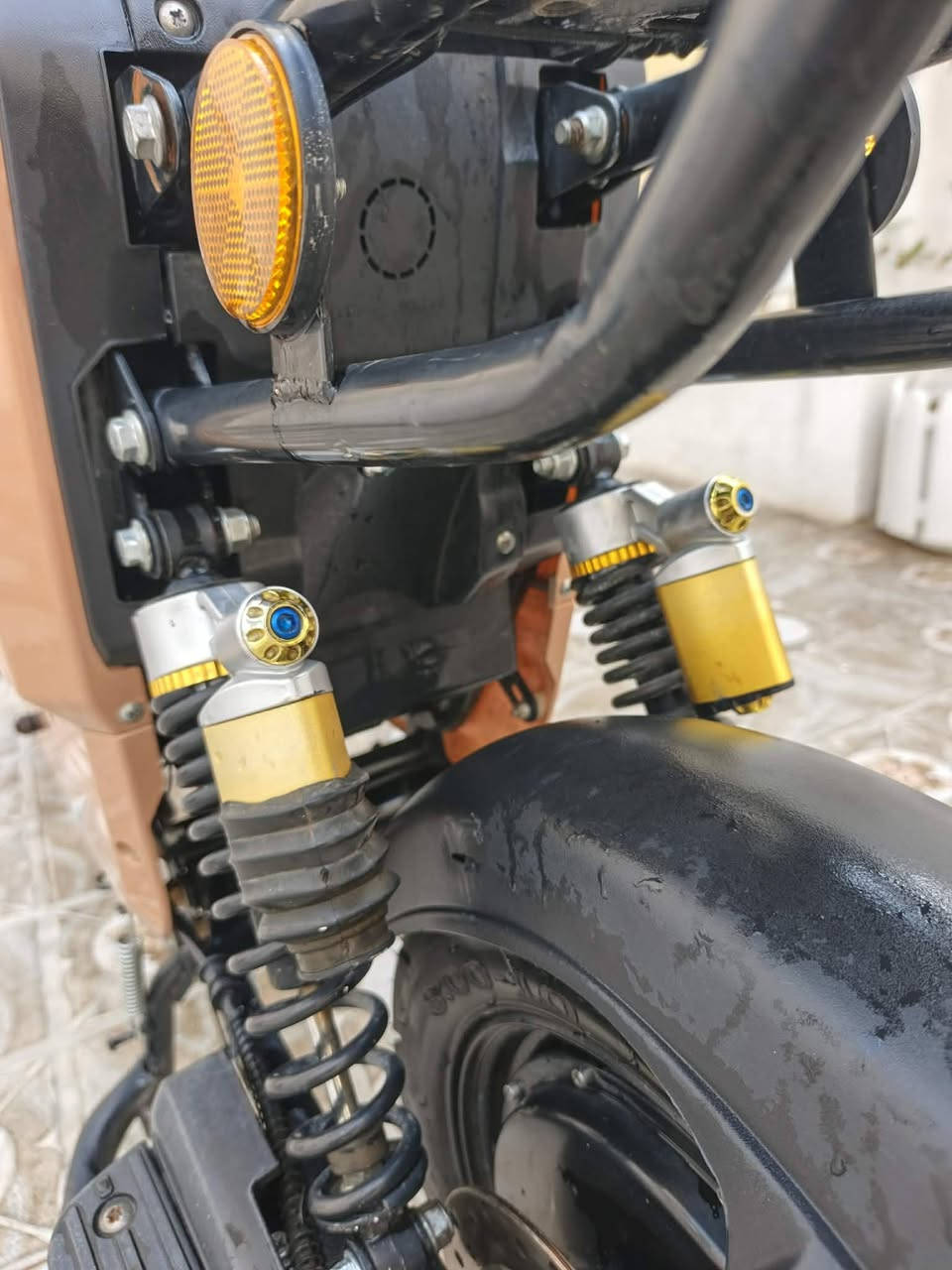 R9 سعر٤٥٠//   نظام باك //  5بطاريات//  نظافه فول//   *********** رقم//  وتساب
