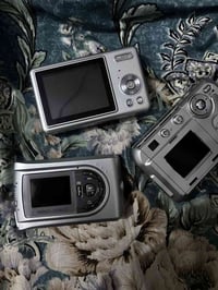 كاميرا • قطعة