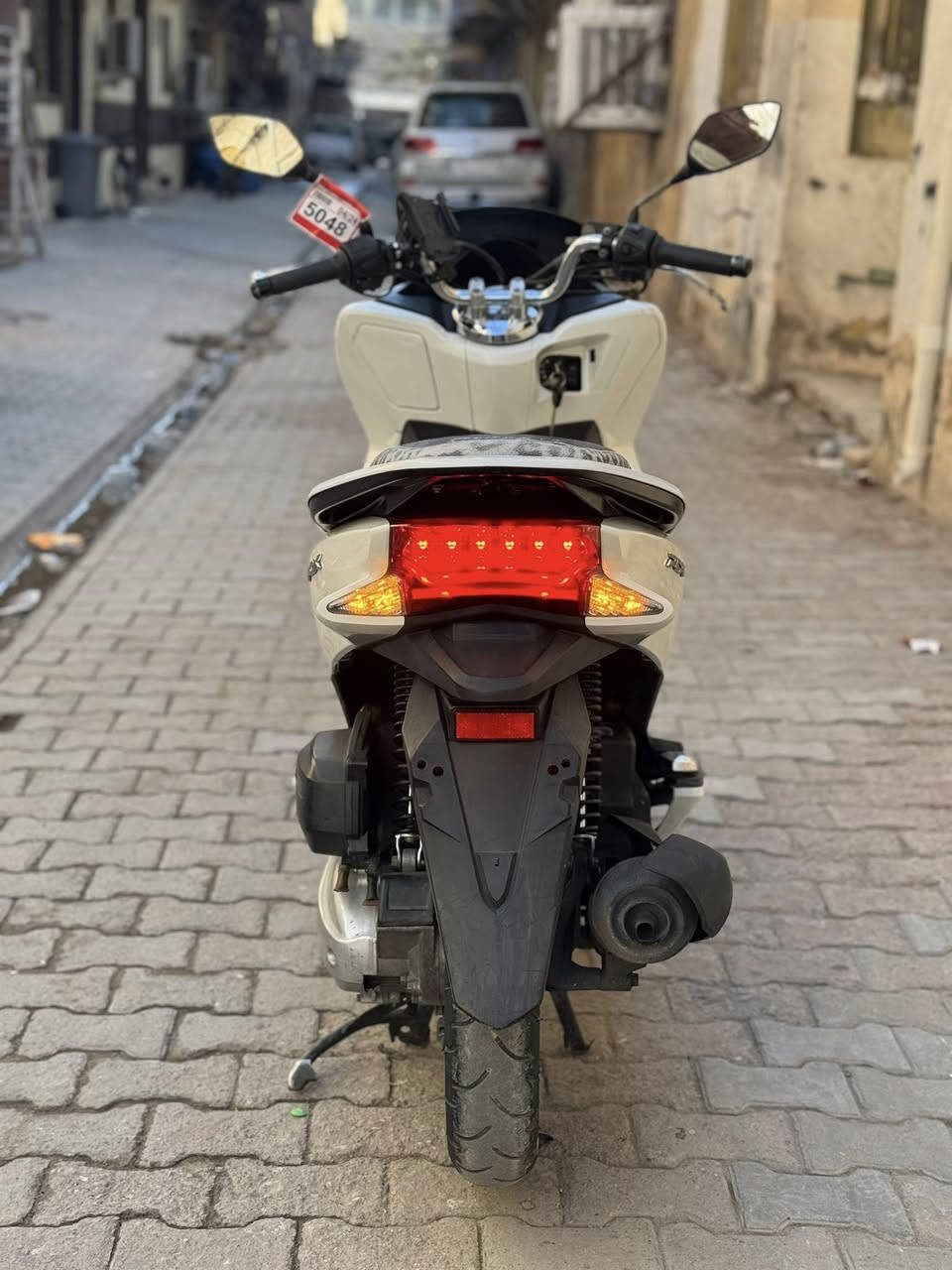 للبيع دراجه pcx  جيل ثاني ياباني الاصلي  نوع jf  مكينه 150 حساس حرف A نوزل خطين ستان كهربائي حساس ازدحام دراجه جديده  حساس شلعه معدل خير من الله دراجه تتعب تكول جديده مال جناي  مكان بغداد الكرخ السعر 13 ورقه وبيهه مجال والاستفسار  ***********
