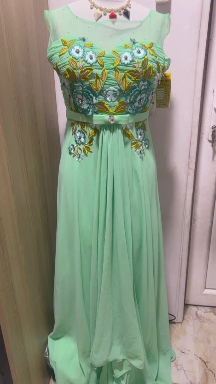 قياس مديم لارج شغل يدوي سعره ٣٥ مع توصيل


**إذا كنت صاحب هذا الإعلان وتريد حذفه لأي سبب، رجاءا أرسل رسالة إلى الدعم الفني**