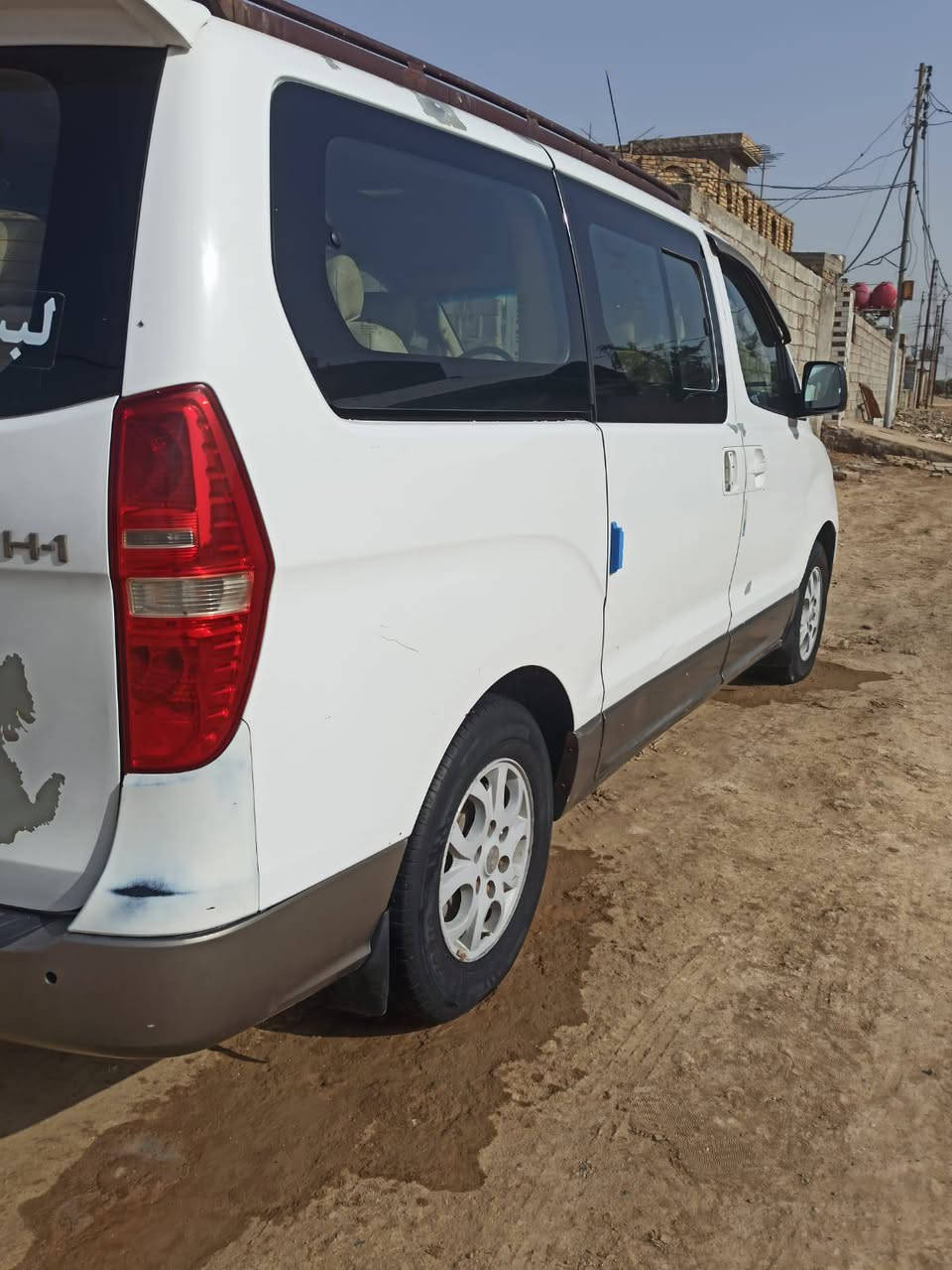 سلام عليكم ستاركس البيع موديل  2009 مفتوح بسمي مداور ثاني يوم مصفرة هيئة ومرور سنويه ال 2028 كهربائياته كله شغالة. تبرد شغال تخم تاير  حدادية أمامية  وخلفية 80 بل 100  مكينة بية تنقيص جاملغ  المامي اليمنة مبدل ماوصل  الدواخل  جاملغ الخلفي بيه دحجه  يم قبق الكاز ماوصل الدواخل
رقم السيارة قادسيه  انكليزي 16
العنوان. قاسية  السعر 122$ وبية مجال 

رقم الاتصال ***********
